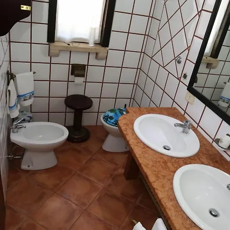 Aurelio Rapillo Maison d'hôtes Latina