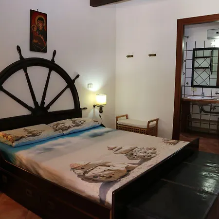 Aurelio Rapillo Maison d'hôtes Latina